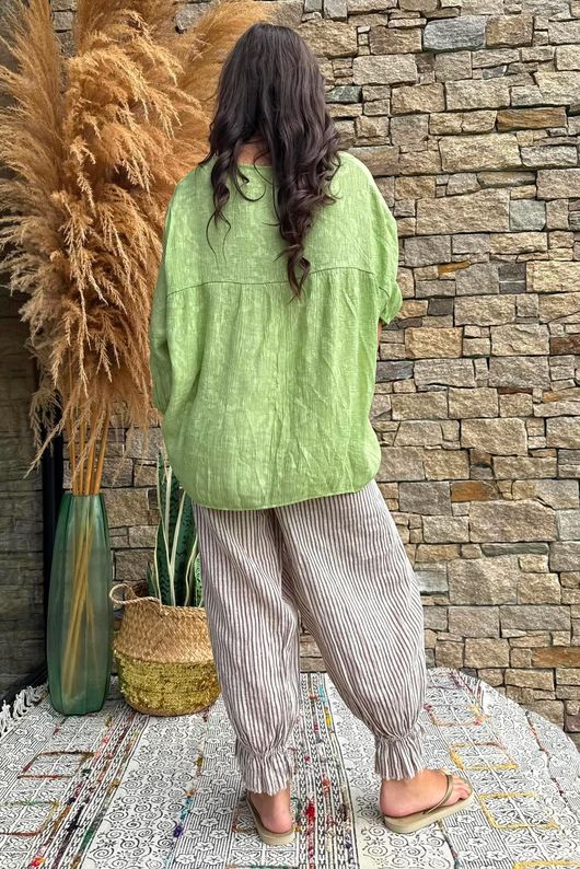 Kiti Paisley Damask Artist Smock Soft Olive
